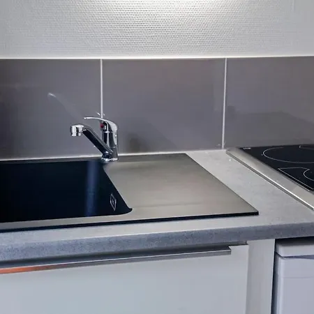 Charles 3 Hypercentre *