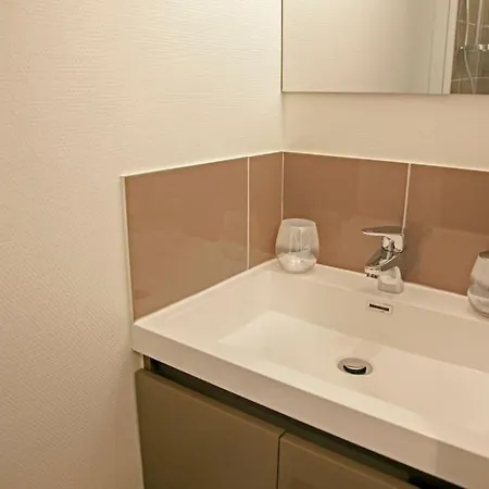 Charles 3 Hypercentre